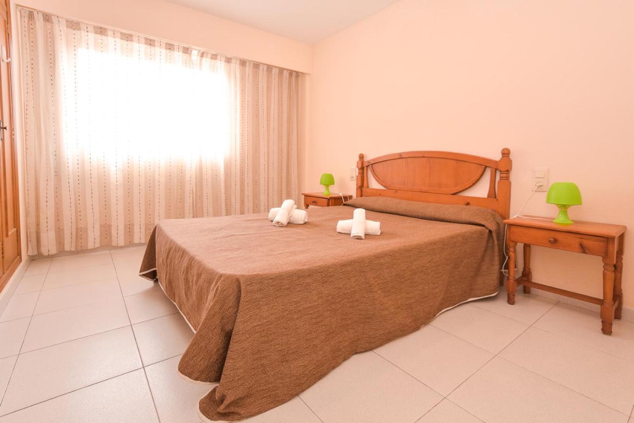 Apartamentos Marblau Las Alondras-Julio Y Agosto Solo Familias 甘迪亚 外观 照片