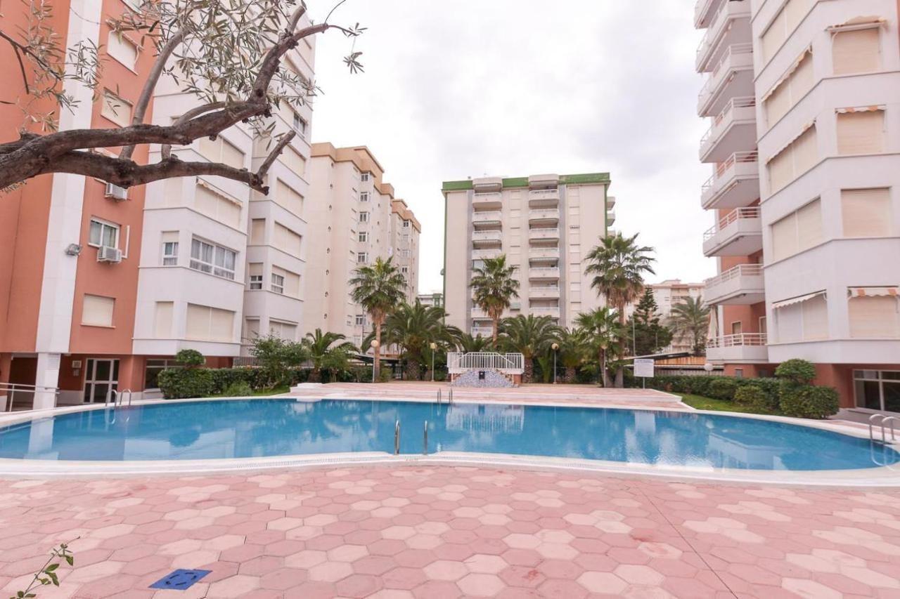 Apartamentos Marblau Las Alondras-Julio Y Agosto Solo Familias 甘迪亚 外观 照片