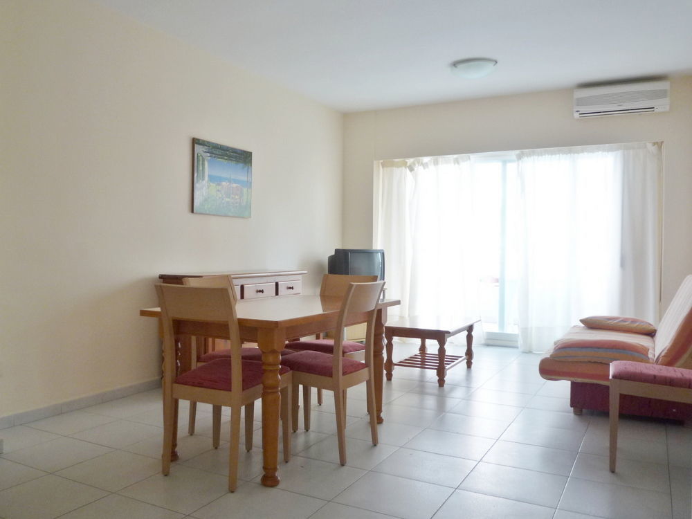 Apartamentos Marblau Las Alondras-Julio Y Agosto Solo Familias 甘迪亚 外观 照片